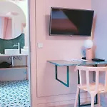 Redstone Boutique Hotel