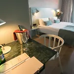 Redstone Boutique Hotel