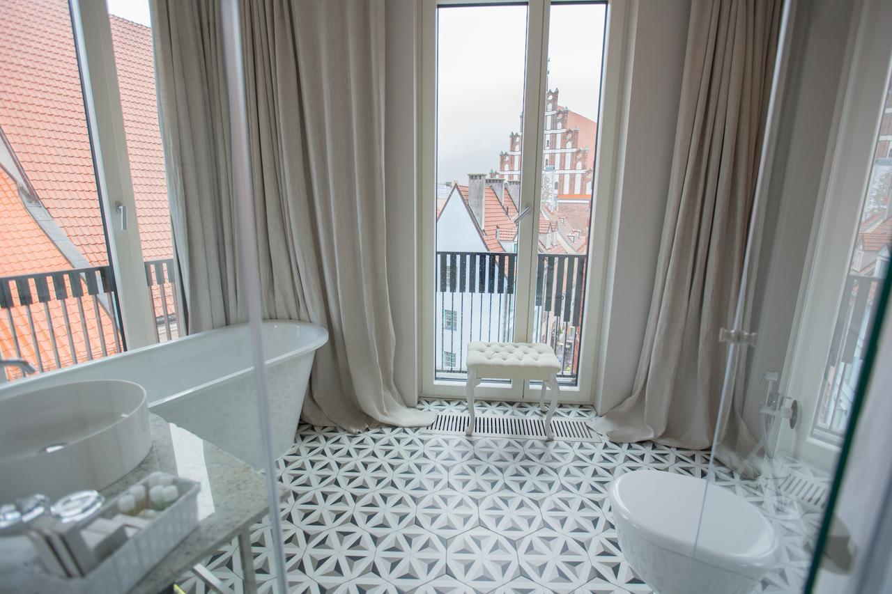 Redstone Boutique Hotell 4*