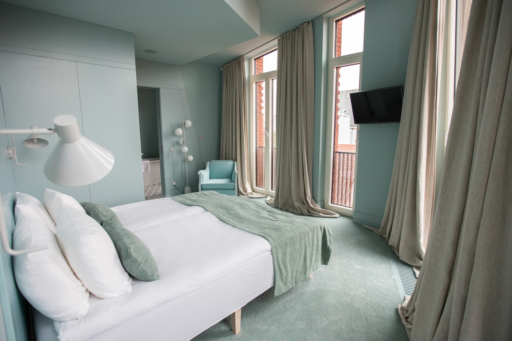 Redstone Boutique Hotell 4*